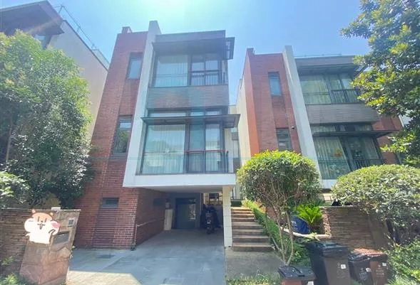 No W82 Westwood Green