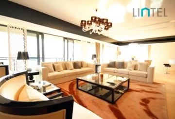 Penthouse Casa Lakeville