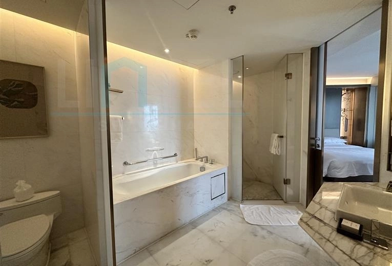 Premium Room Conrad Shanghai(4)