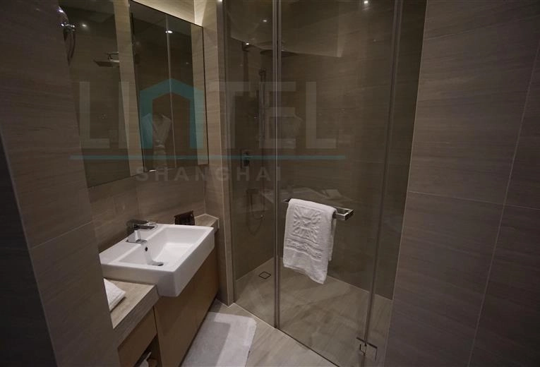 Prestige 3-bdr Deluxe Times Square(14)