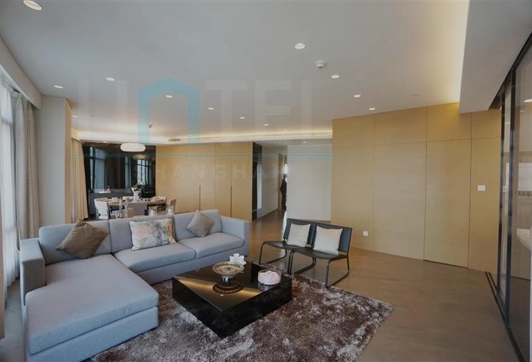Prestige 3-bdr Deluxe Times Square(4)