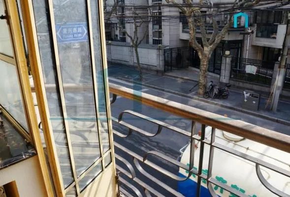 Rm 1 2F No 271 Fuxing west Road(9)