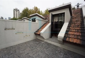 Rm 1 No 120 Wulumuqi south Road(13)