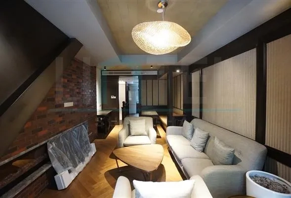 Rm 1 No 120 Wulumuqi south Road(2)
