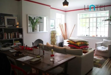 Rm 1 No 827 Huashan Road(2)
