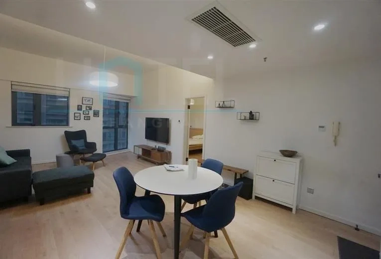 Rm 1001 La Residence(2)