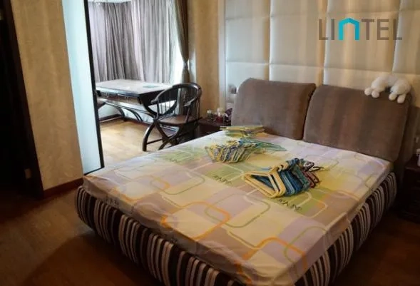 Rm 1001 No 16 Shimao Lakeside Garden(4)
