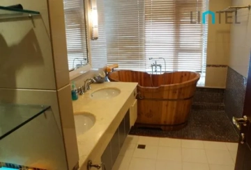 Rm 1001 No 16 Shimao Lakeside Garden(7)