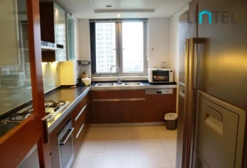 Rm 1001 No 16 Yanlord Town(5)