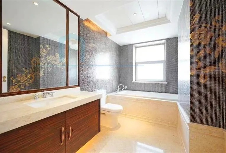 Rm 1001 No 3 Shanghai Bay Phase I(9)