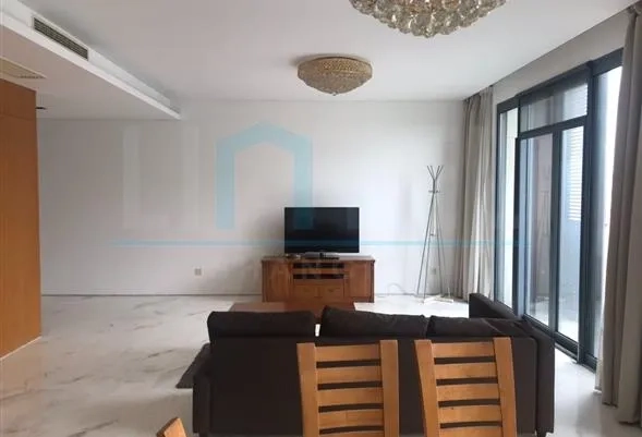 Rm 1001 No 378 Lakeside Ville