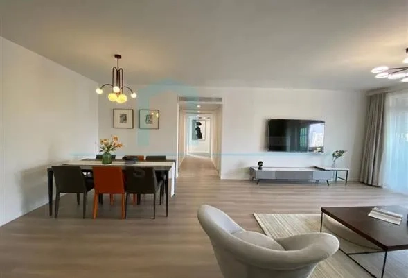 Rm 1001 No 8 Art Apartment(2)