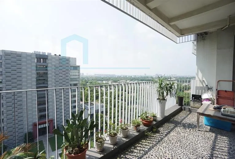 Rm 1002 No 370 Lakeside Ville(3)
