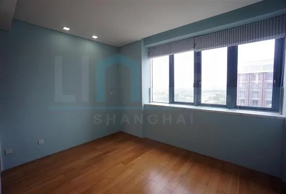 Rm 1003 No 378 Lakeside Ville(14)