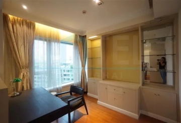Rm 1007 No 3 Wellington Garden(5)