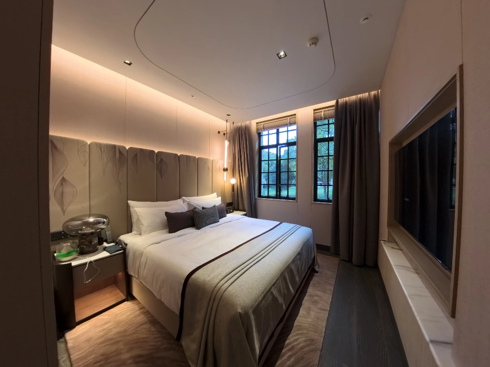 Rm 101 Haig Court(4)