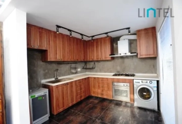 Rm 101 No 1 Lane 619 Jianguo west Road(4)