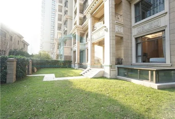 Rm 101 No 10 Stanford Residence Xuhui(4)