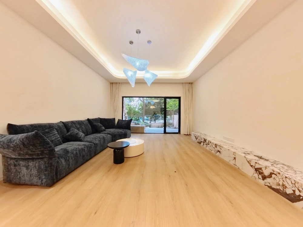 Rm 101 No 11 Yanlord Garden III