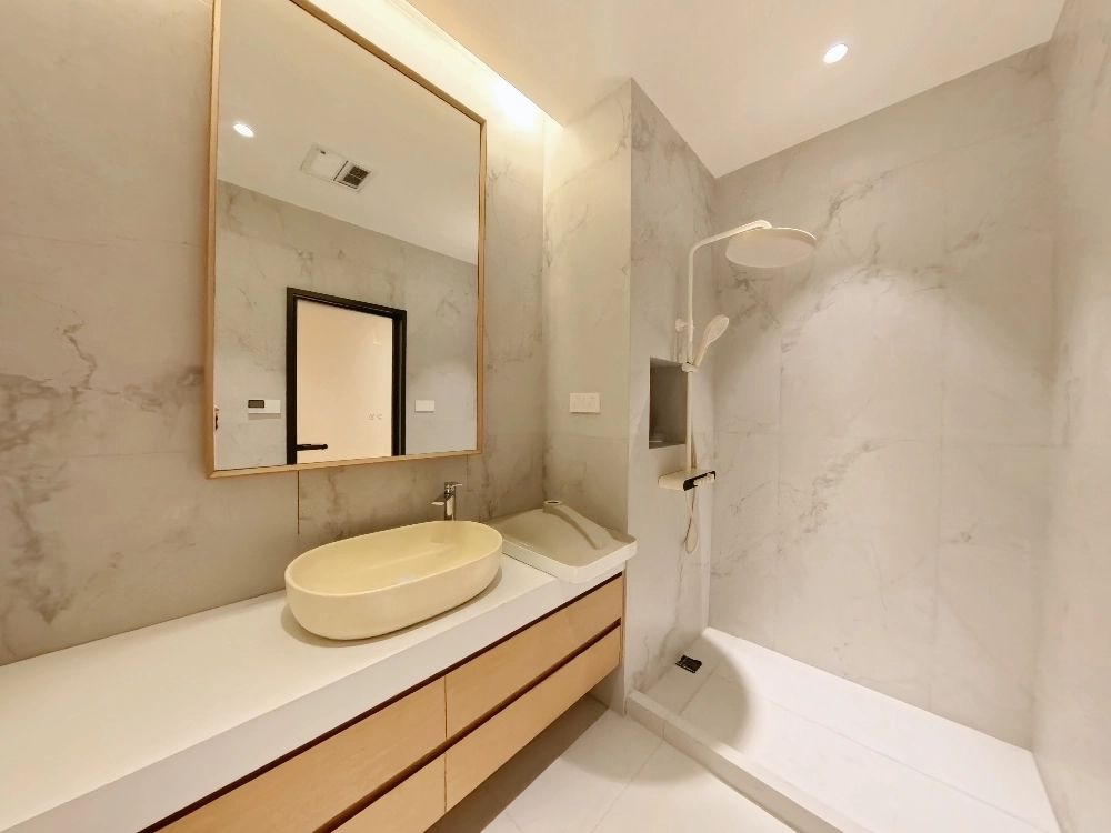 Rm 101 No 11 Yanlord Garden III(18)