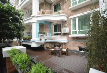 Rm 101 No 16 Rainbow Garden(2)