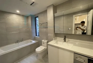 Rm 101 No 1825 Huaihai middle Road(7)