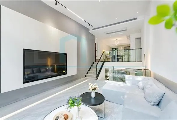 Rm 101 No 2 YUD hongqiao Garden(2)