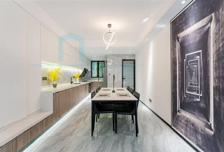 Rm 101 No 2 YUD hongqiao Garden(3)