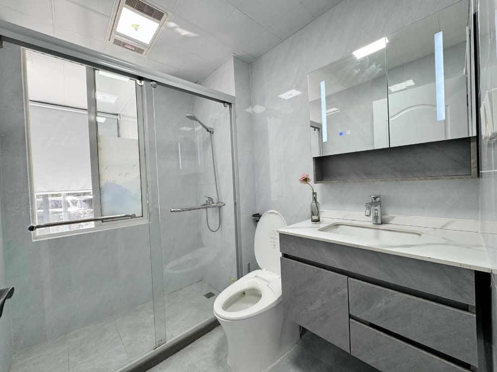 Rm 101 No 20 Gems Apartment(5)