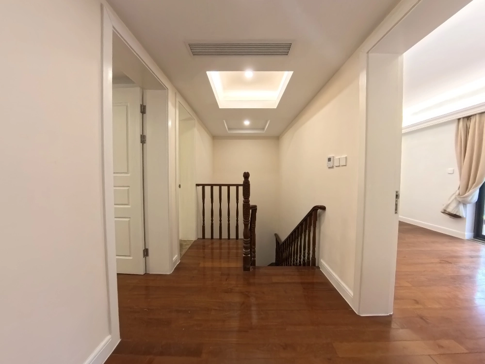 Rm 101 No 22 Green Court II(5)