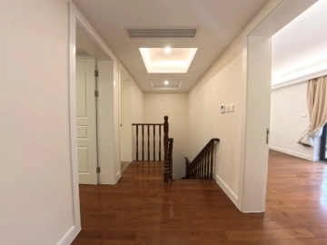 Rm 101 No 22 Green Court II(5)