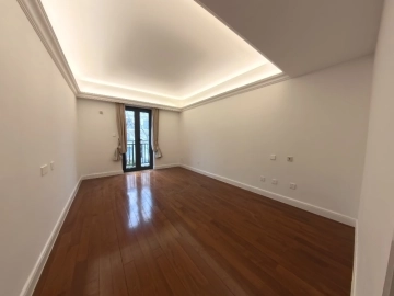 Rm 101 No 22 Green Court II(6)