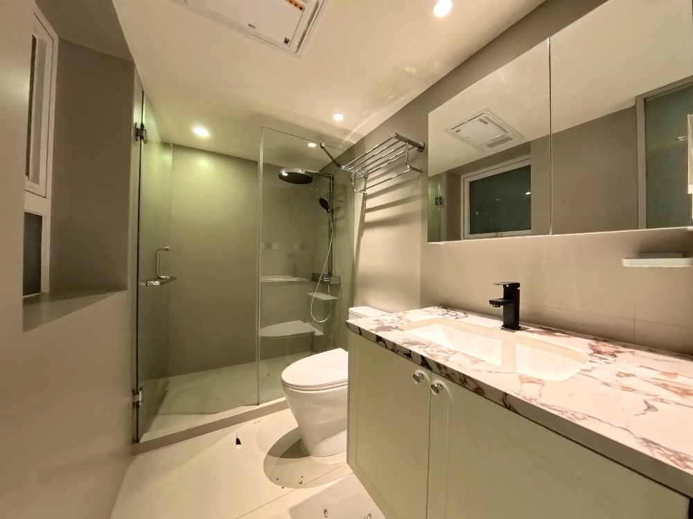 Rm 101 No A The Courtyards(10)