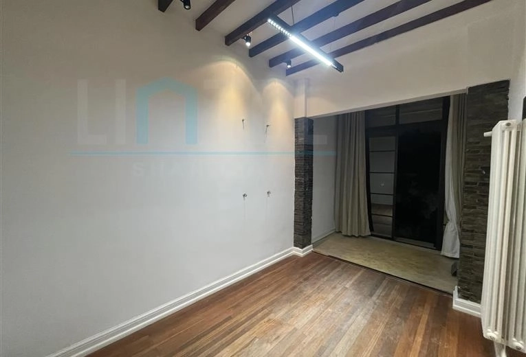 Rm 102 No 1 Lane 9 Fenyang Road(4)