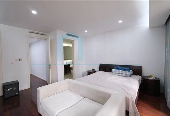Rm 102 No 10 Tomson Garden(5)