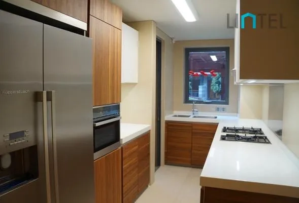 Rm 102 No 18 The Condominium at Sinan Mansions(4)