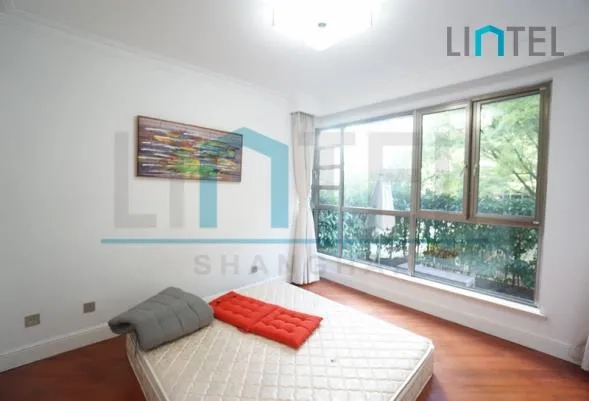 Rm 102 No 2 Le Marquis(7)