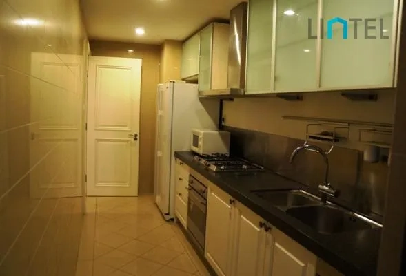 Rm 102 No 3 City Castle(6)