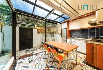 Rm 102 No 3 Lane 335 Hengshan Road(4)