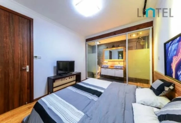 Rm 102 No 3 Lane 335 Hengshan Road(6)