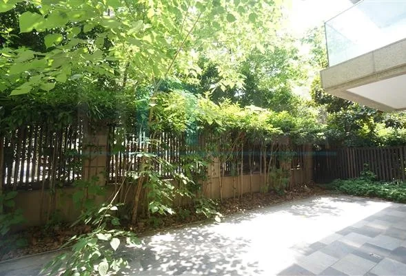 Rm 102 No 3 No 1 Xinhua Road(6)