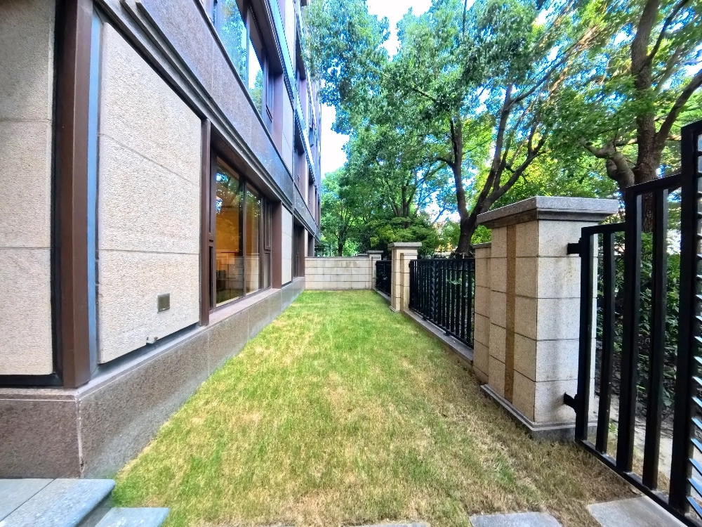 Rm 102 No 3 Stanford Residences Jing'an(11)