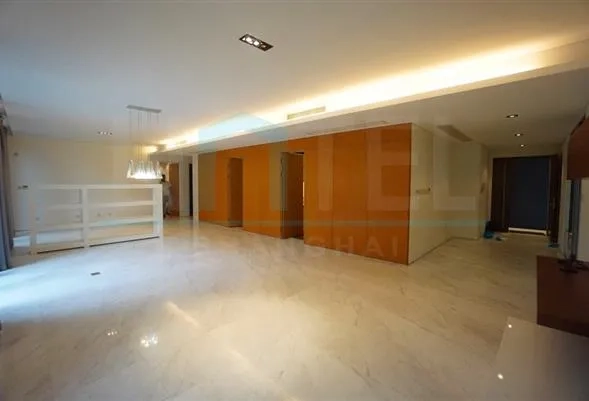 Rm 102 No 383 Lakeside Ville(3)