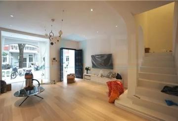 Rm 102 No 76 Perfect Garden