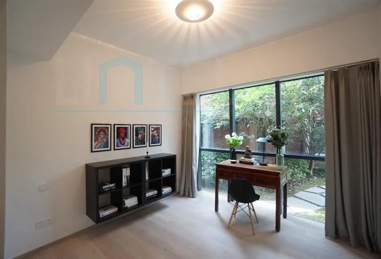 Rm 102 No 8 Meihua Garden(15)