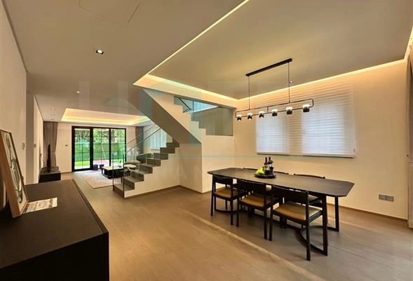 Rm 102 No 9G Shanghai Racquet Club(4)