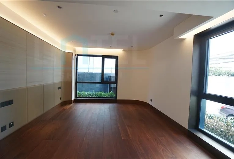 Rm 103 396 Urumqi(6)