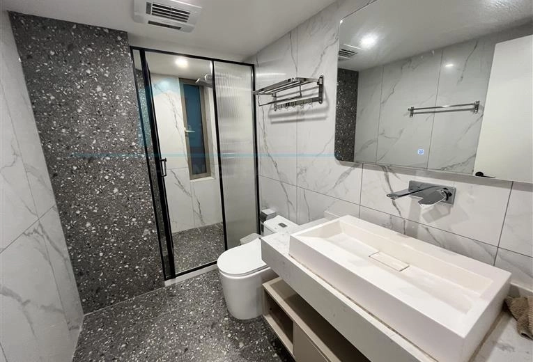 Rm 103 No 10 Shanghai Bay Phase I(14)