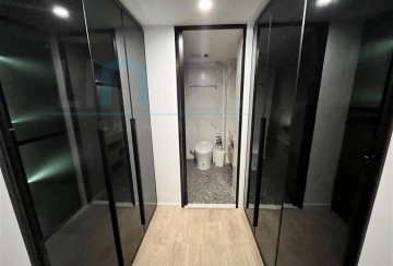 Rm 103 No 10 Shanghai Bay Phase I(6)