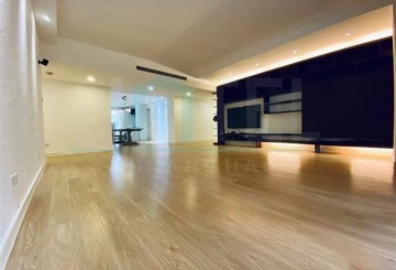 Rm 103 No 16G Shanghai Racquet Club